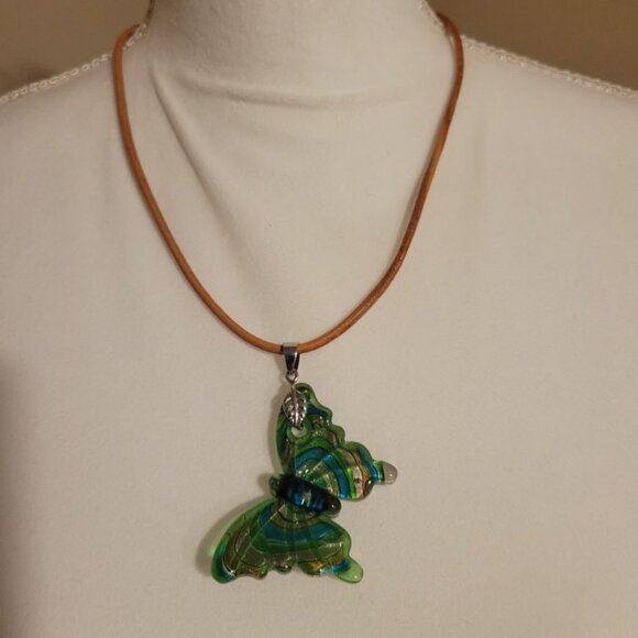 Vintage Murano Style Sand Glitter Glass Butterfly Pendant Leather Necklace - Picture 11 of 11